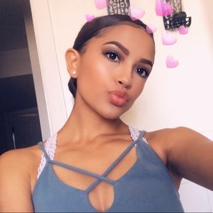 Meet your Posher, Andrea